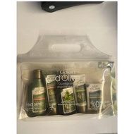 Dalan d'Olive Travel Set