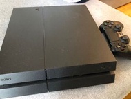 PS4主機