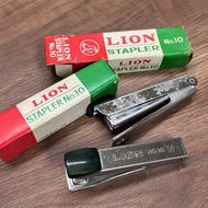 MAX美克司 LION獅王 Hand 金屬訂書機 10號 釘書針 日本 台灣製造 HD-10釘書機 訂書器 金屬釘書器