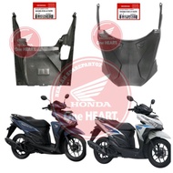 64308-K59-A10ZB 64340-K59-A10ZB Cover under + front lower mud deck Vario 125 150 led 2015 - 2017 ori