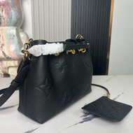 [Zivy Boutique] High-Quality Cow Leather Embossed Handbag Shoulder Messenger Bag Large Capacity Esse
