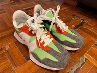 New Balance 327 NB327