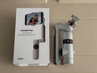 Insta360 flow