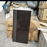 granit anak tangga 30x60/20x60 super black