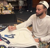 Stephen Curry To your name 簽名球衣NBA 勇士 今日截單last one 8月10號USASM簽售會 USASM官方證書add on Beckett 證書