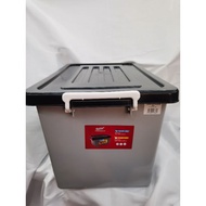 7886BC 38L storage box