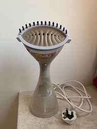 Philips 蒸氣掛熨機