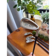 Used ~ Mizuno Efil Ladies Golf Iron Set