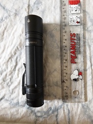 Klarus E2 電筒