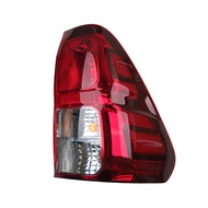 (ของแท้) 81550-0K261 ชุดไฟท้ายรวม โตโยต้า รีโว่  Toyota Revo ปี 2015-2021 /รบกวนทักแชทสอบถามก่อนสั่ง