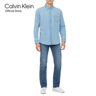 CALVIN KLEIN เสื้อเชิ้ตยีนส์ผู้ชาย ทรง Classic Slim รุ่น 40BM796 N85 - สี Light blue