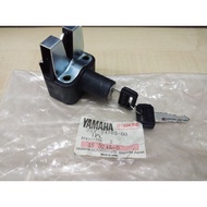 Seat lock belakang Y80ET NOS original (23T-24705-00)