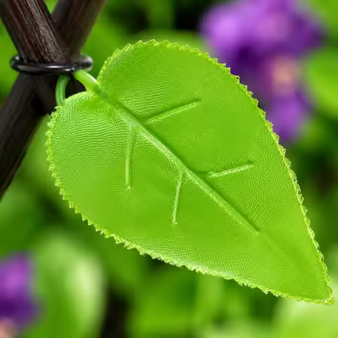 Fake Climbing Foliage Fence Realistic Look Artificial Hedge Panel Faux Hedge Wall Panel Easy to Inst