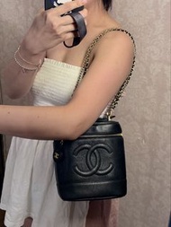 多年正版正貨商標門市現貨 可免息分期 vintage chanel black caviar vanity bag / shoulder bag / crossbody bag 黑色 魚子醬 荔枝皮 
