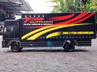 MINIATUR TRUK HINO 500 MODEL BOX