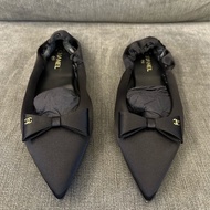 CHANEL 緞面尖頭蝴蝶結平底鞋