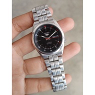 Seiko 5 automatic watch SNK571J1 caliber 7s26 02c0