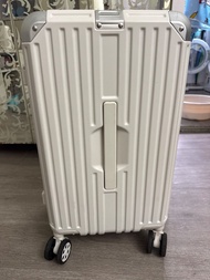 20寸白色喼 20inches White Suitcase Luggage $50