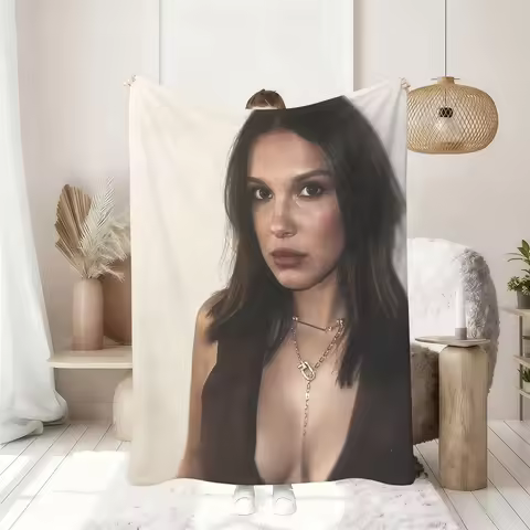Actor M-Millie B-Bobby B-Brown Blanket Soft Throw Blanket for Home Bedroom Bed Sofa Picnic Travel Of