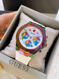Guess手錶 蓋斯手錶 男女通用款情侶手錶 時尚輕奢炫彩三眼矽膠帶歐美石英女錶GW0030L6