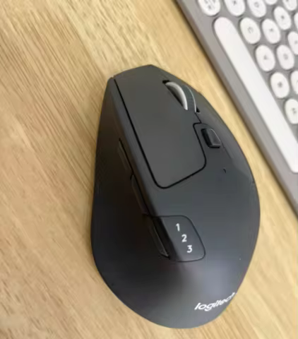 Logitech M720 Wireless Bluetooth Mouse Union Dual Mode Multi-device Office Efficient Comfortable Fee