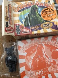 Bearbrick - Godzilla Sound Track/100%全新Bearbrick 連CD/貼紙 / 日本大怪獸哥斯拉