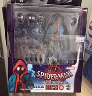(N)開封品 Medicom Toy Mafex No.107 Spider-Man Into The Spider-Verse 蜘蛛俠