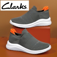 Clarks_รองเท้าแตะแฟชั่นครึ่งเพนนี ผู้ชายLoafersสบายรองเท้าเปิดส้นรองเท้ากีฬาผู้ชายรองเท้าน้ำหนักเบารองเท้าผ้าใบผู้ชายรองเท้าผ้าใบระบายอากาศผู้ชาย รองเท้าผู้ชายรองเท้าแตะขนาดใหญ่สำหรับผู้ชาย