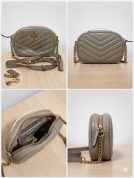 Tory Burch - Kira Chevron Camera Crossbody Bag
