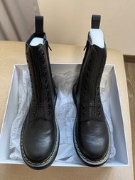 My stock 馬丁靴  全新 尺寸38