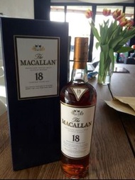 奢侈品回收-蘇格蘭威士忌長期回收 Macallan 18 years old 1996 Sherry Oak