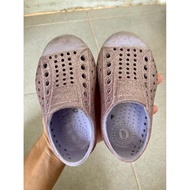 Native c4 Shoes Length 11 cm Sold As Is.