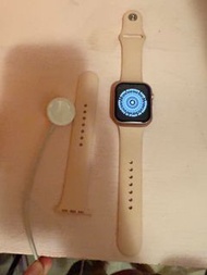 Apple Watch SE 44m GPS Pink（原裝錶帶兩條加充電線）