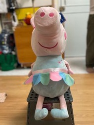 <全新> Peppa pig 公仔