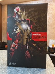 Hot Toys Iron Man 3 Mark 17 Heartbreaker MMS212