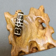 *Ready Stock* Master Dharma Hat Motif Dzi Beads 莲师法帽天珠⚛️