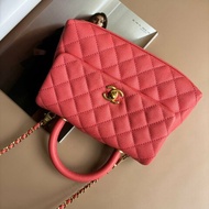 ::CHANEL:: 珊瑚粉金釦 COCO HANDLE 24