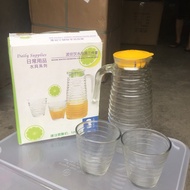 Set of 2 cups
