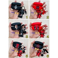 Sony WF-1000XM4 / WF-SP800n Silicone Case with keychain