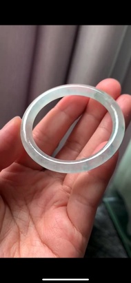 冰種 天然翡翠 緬甸 A玉 玉鐲 • 冰種飄花翡翠圓鐲