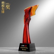 Crystal Award Custom Made Red Flag Award Custom Glass Souvenir Honor Trophy Volunteer Medal Creative