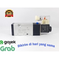 NEW SOLENOID VALVE NAMUR TCPC 4M310-08 1/4" AC220V