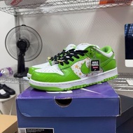nike sb supreme dunk low pro sb mean green