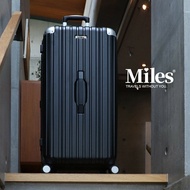 【Miles】 Miles 32吋大容量PC耐撞運動行李箱/胖胖箱(拉鍊款/TSA海關鎖-兩色可選)