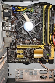華碩 B85M-G 主機板 I3 4130 CPU