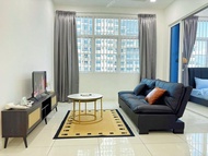 Rumah  m² dengan 1 bilik tidur dan 1 bilik mandi peribadi di Bandar Sunway (Puchong Sky.pod 1-4pax| 