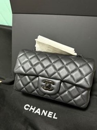 Chanel cf mini so black