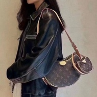 Lv 經典老花croissant肩背斜背包豌豆子母包芯片款25*15*5 98新配件塵袋