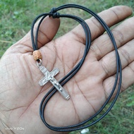 Kalung tali hitam liontin salib besar/ kalung tali / bandul kalung / kalung Wanita / kalung pria