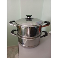 (Free delivery, nearest MRT) Brand New Vintage AMC cookware 2 layers pot with steamer (28cm)